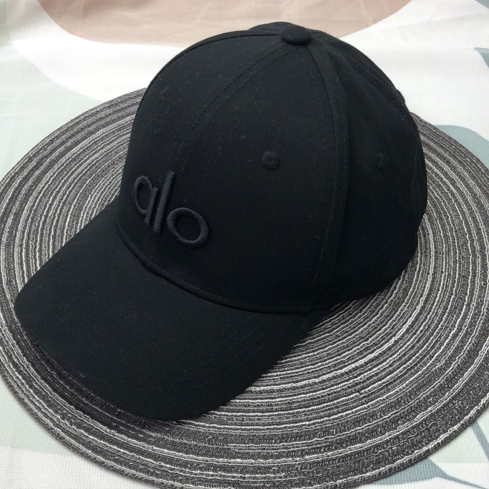 🔥 Alo Yoga Off-Duty Baseball Cap - Limited Edition- Brand New with Tags